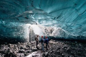 4-Day Iceland: Golden Circle, South Coast, Volcano Hike & Northern Lights - Reykjavik Pickup, Small-Group Feel, and On-Board Wi‑Fi