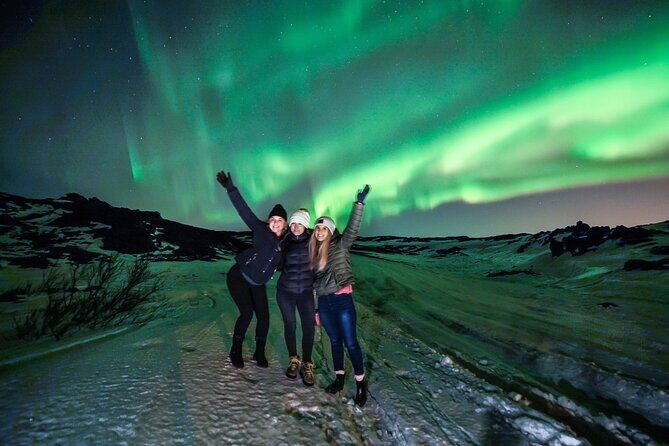 4-Day Iceland: Golden Circle, South Coast, Volcano Hike & Northern Lights - Practical winter tips that make this tour easier