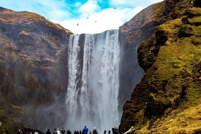 7-Day Complete Iceland: South Coast, Golden Circle, Akureyri & Snaefellsnes - Price and value: what you’re paying for (and what you’re not)