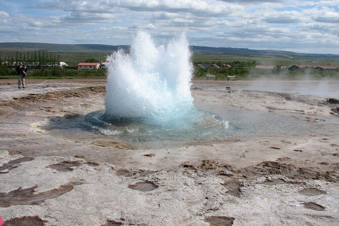 Day Trip to the Golden Circle and Blue Lagoon from Reykjavik - Kerið Crater: A Short Stop With Big “How Is This Here?” Energy
