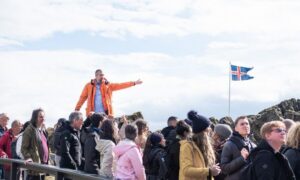 From Reykjavík: Full-day Golden Circle & Horse Riding Tour - Reykjavík pickup and the coach ride to Laxnes Horse Farm