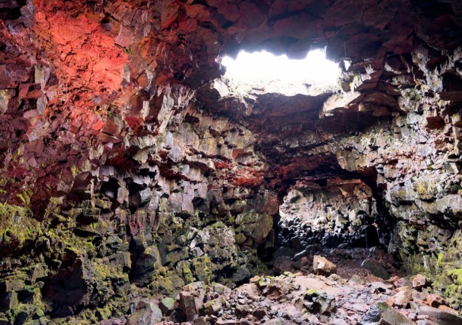From Reykjavik: Golden Circle and Lava Caving Adventure - Midday break at Bakarameistarinn before the Golden Circle
