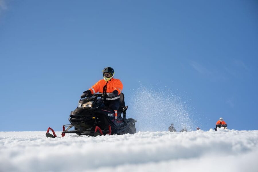 From Reykjavik: Golden Circle and Snowmobiling Tour - Thingvellir National Park: Tectonic Plates and the World’s Old Parliament Ground