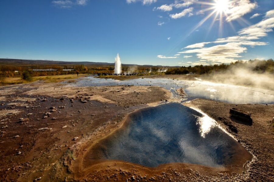 From Reykjavik: Golden Circle & Secret Lagoon Guided Tour - Geysir and Strokkur: The 30-Meter Eruption Stop