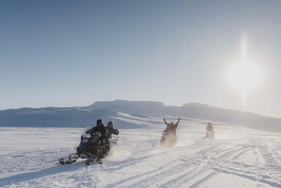 From Reykjavik: Golden Circle Super Jeep & Snowmobiling Tour - Langjökull Glacier snowmobiling: safety briefing to snow-flying fun