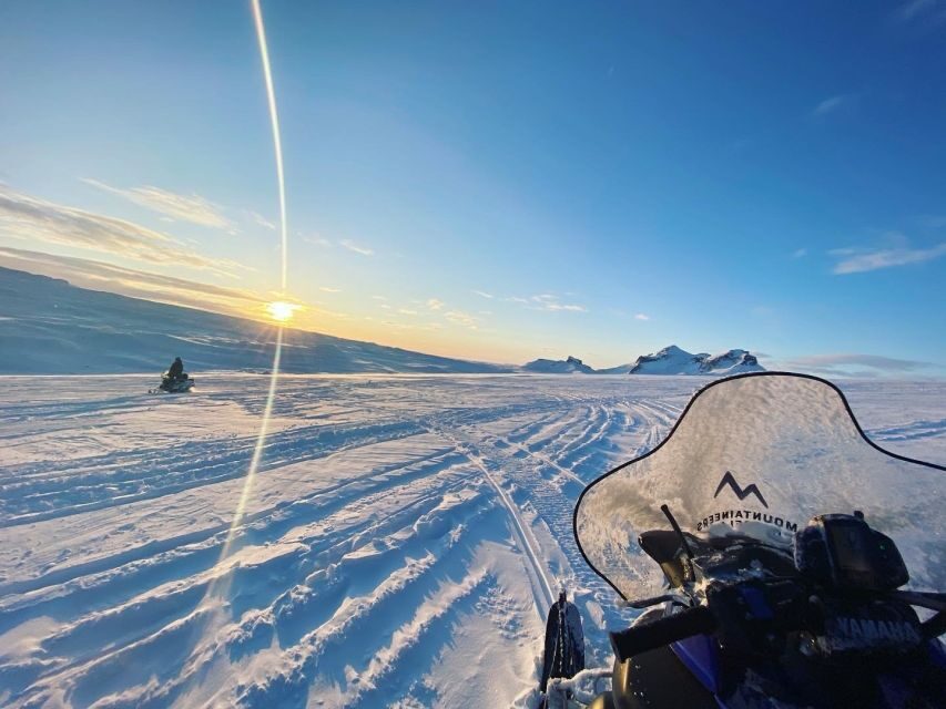From Reykjavik: Golden Circle Super Jeep & Snowmobiling Tour - What’s included, what you must bring, and how to avoid a miserable cold-day mistake