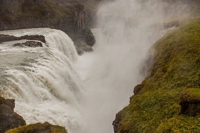 Full Day Golden Circle - Guided Tour - Þingvellir National Park: tectonic plates and Iceland’s first parliament