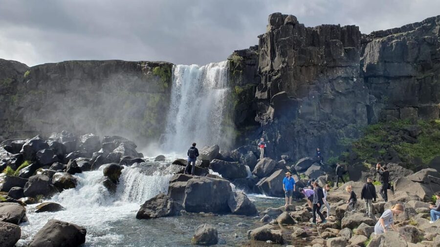 German-Speaking Golden Circle Small Group Tour from Reykjavík - Shore Excursion - Gullfoss: why the schedule gives it nearly an hour