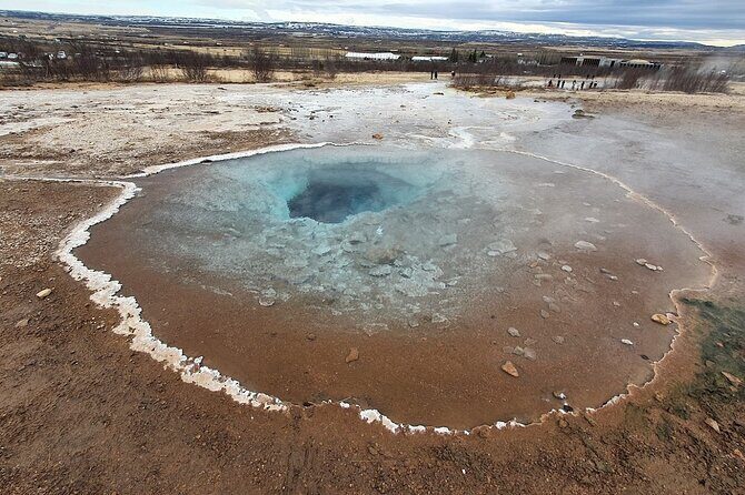 German-speaking Private Golden Circle Tour - First stop: Hveragerði and the earthquake fissure story