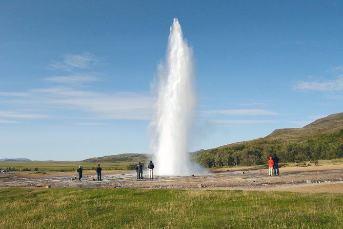 Golden Circle 7 Hours Bus Tour from Reykjavik - Golden Circle route timing and the Hveragerði bonus vibe