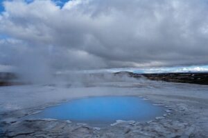 Golden Circle and Glacier Super Jeep Adventure - Meeting the day: pickup, timing, and small-group flow