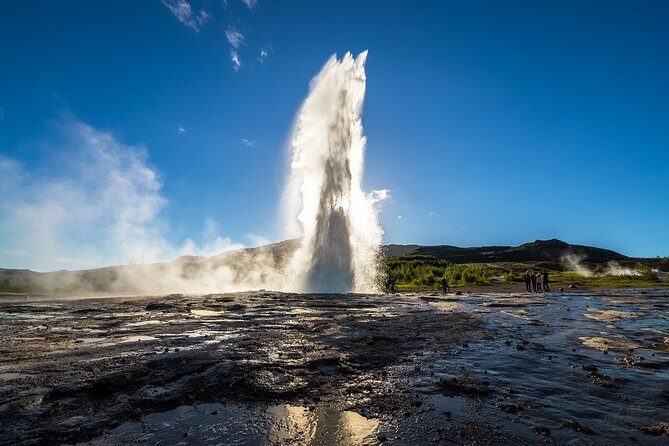 Golden Circle and Sky Lagoon Geothermal Spa Tour from Reykjavik - Timing and group reality: drop-offs, waiting, and how to stay sane