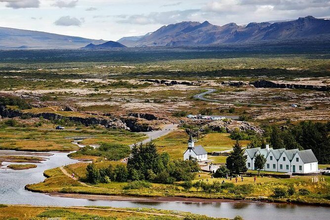 Golden Circle Express. Private Tour from Reykjavik - Haukadalur Geothermal Valley: Strokkur’s Predictable Eruptions