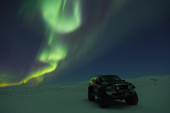 Golden Circle, Glacier & Northern Lights/Midnight sun / guided private tour - Geysir: geothermal steam, hot springs, and stop-time you can actually use