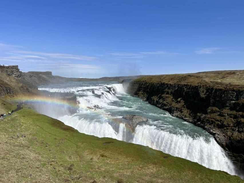 Golden circle, hot spring bakery, tomato farm private tour - Gullfoss Waterfall: the Golden Falls effect