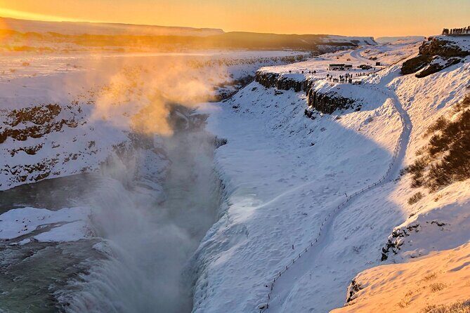 Golden Circle & Northern Lights Tour from Reykjavik - Reykjanes Peninsula and aurora hunting: how the night part works