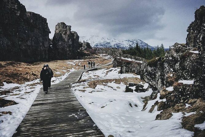 Golden Circle Super-Jeep Tour and Snowmobiling from Reykjavik - Weather and route changes: why the day might shift