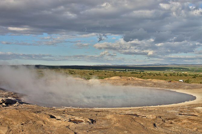 Golden Circle with extra G - Oxararfoss and the rift: where continents get explained in walking form