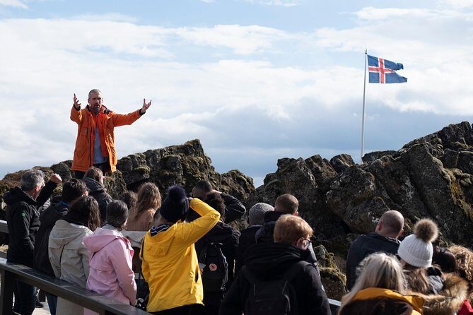 Golden Circle with Kerid Volcanic Crater Day Tour from Reykjavik - Who Should Book This Tour