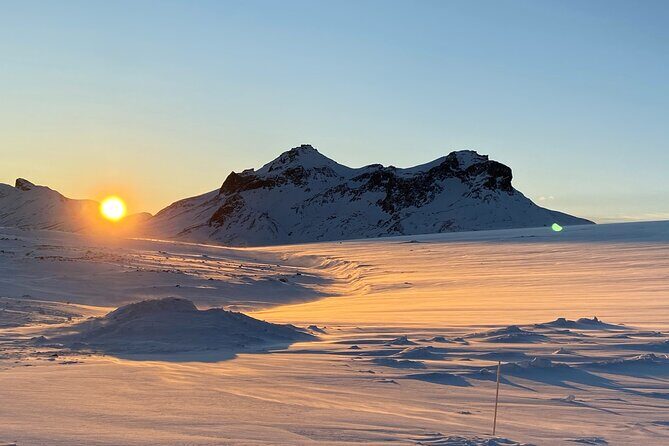 Private Golden circle and glacier super jeep tour from Reykjavik - The Private-Guide Touch: Stories, Timing, and Better Stops