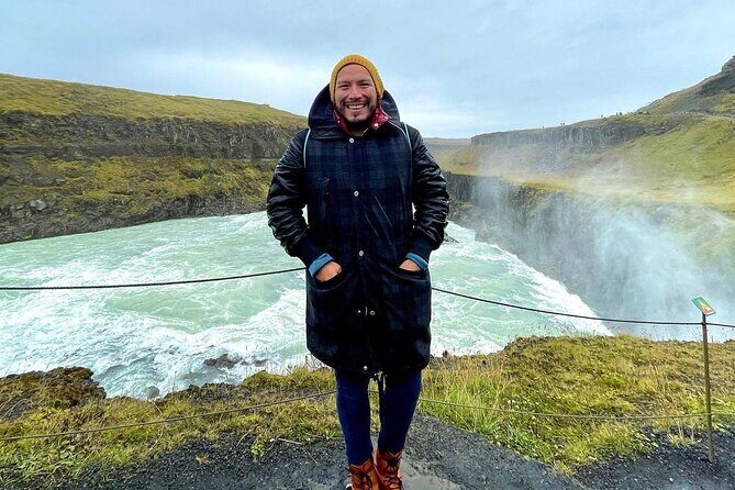 Private Golden Circle tour in a premium class car. - Premium-class pickup in Reykjavik and how you’ll spend the drive time
