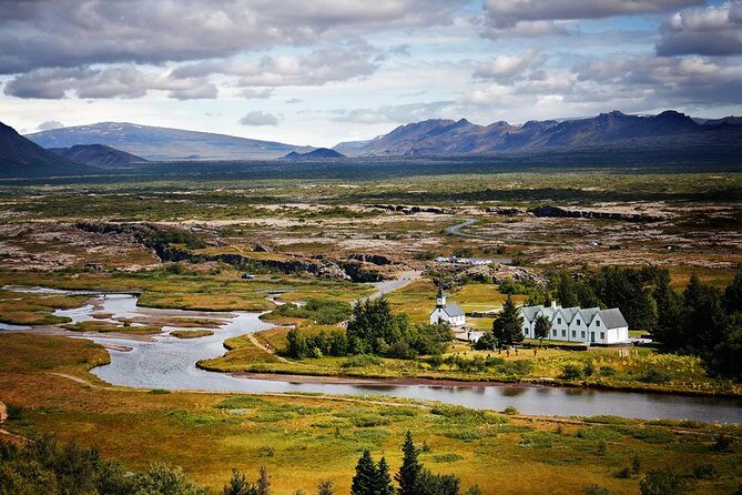 Private Jeep Tour - Golden Circle and South Coast Combo - Geysir and Gullfoss: fast heat, then big water