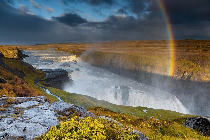 Private Jeep Tour - Golden Circle and South Coast Combo - Dyrhólaey cliffs, Sólheimajökull ice, Reynisfjara black beach