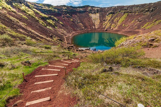 Private Jeep Tour - Golden Circle and South Coast Combo - Getting picked up at 8:00 and staying comfortable all day