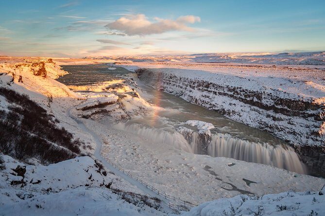 Reykjavik: Golden Circle and Northern Lights Small-Group Tour - Reykjavik pickup rules: know your exact stop before you trust the schedule