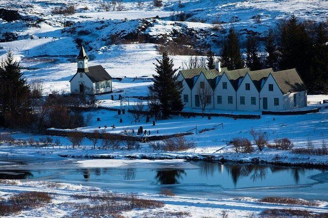 Reykjavik: Golden Circle and Northern Lights Small-Group Tour - Back in Reykjavik: dinner time is part of the experience
