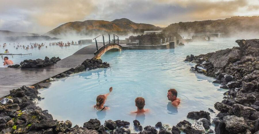 Reykjavík: Golden Circle, Blue Lagoon, and Aurora Tour - Kerið Crater: The Short Stop With Real Personality