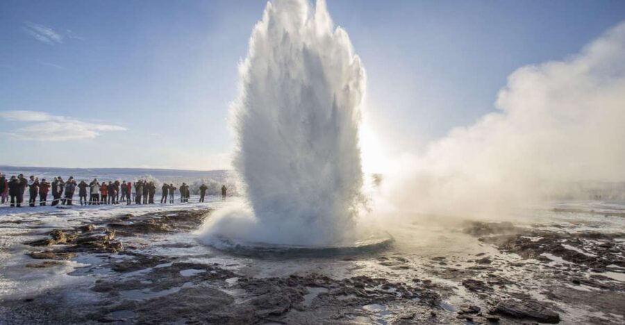 Reykjavík: Golden Circle, Bruarfoss, and Kerid Crater Tour - Thingvellir National Park: where geology meets Icelandic identity