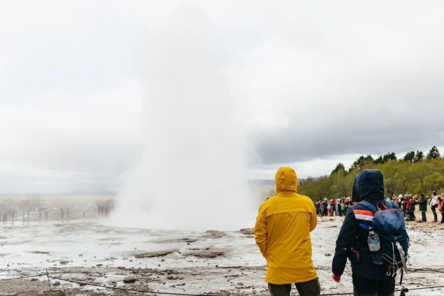 Reykjavik: Golden Circle, Crater & Blue Lagoon Minibus Tour - Gullfoss: One Hour to Find Your Best Waterfall View