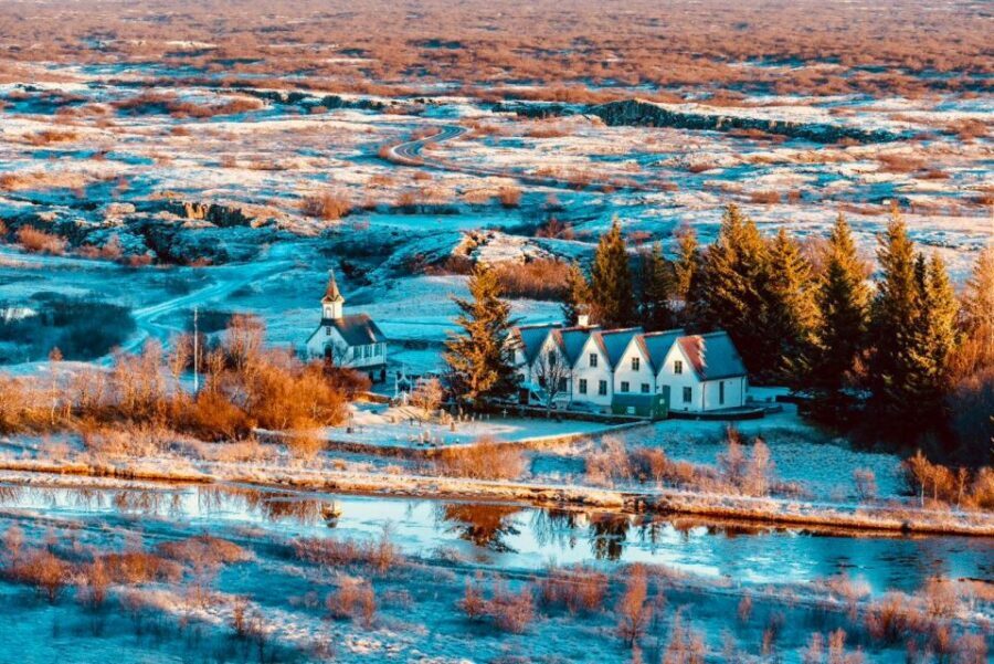 Reykjavik: Golden Circle, Tomato Farm and Kerið Crater Tour - Geysir area and Strokkur: eruptions every five minutes