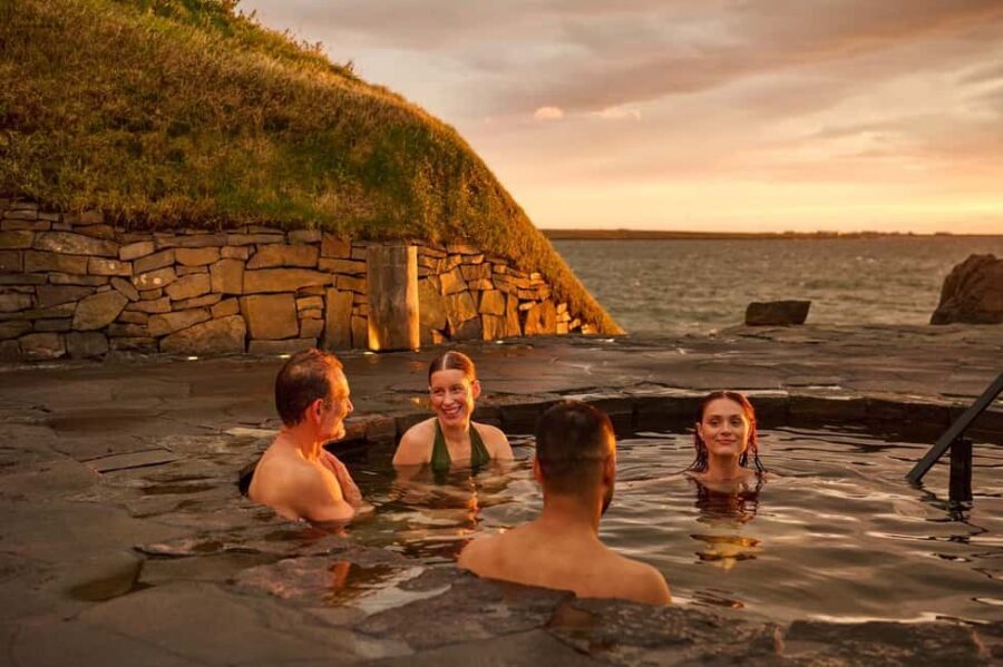 Reykjavik: Golden Circle Tour and Sky Lagoon Entry Ticket - Audio guide and language options: useful when you’re focused on photos