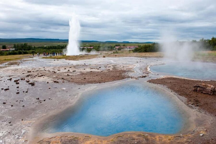 Reykjavik: Golden Circle Tour and Sky Lagoon Entry Ticket - The real rhythm: Golden Circle first, then Sky Lagoon