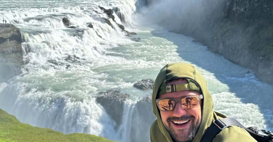 Reykjavik: Private Golden Circle Tour - Kerið Crater: an easy-stop that still feels dramatic