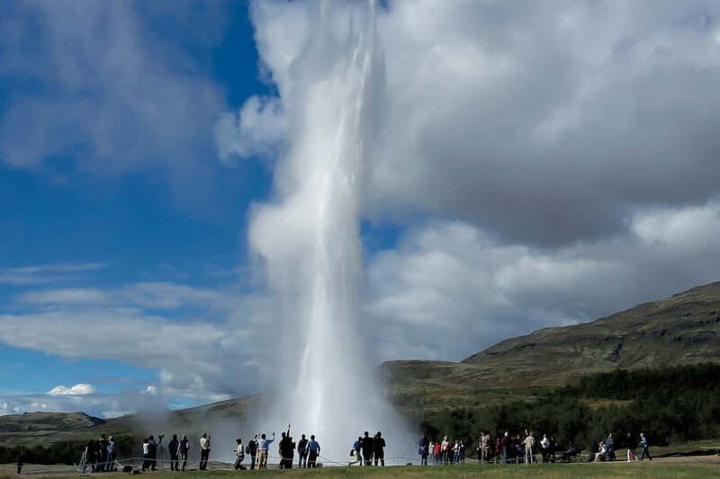 Reykjavik: The Golden Circle Day Tour - Þingvellir National Park: The Open-Air Assembly Meets Volcanic Rifts