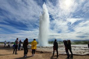 Small-Group Golden Circle, Blue Lagoon with Ticket & Kerid Crater - Pickup in Reykjavik: easy start, real-world details