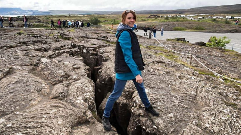 Small Group: Golden Circle & Friðheimar Visit From Reykjavik - Guide and group experience: small-group perks, with one real caution